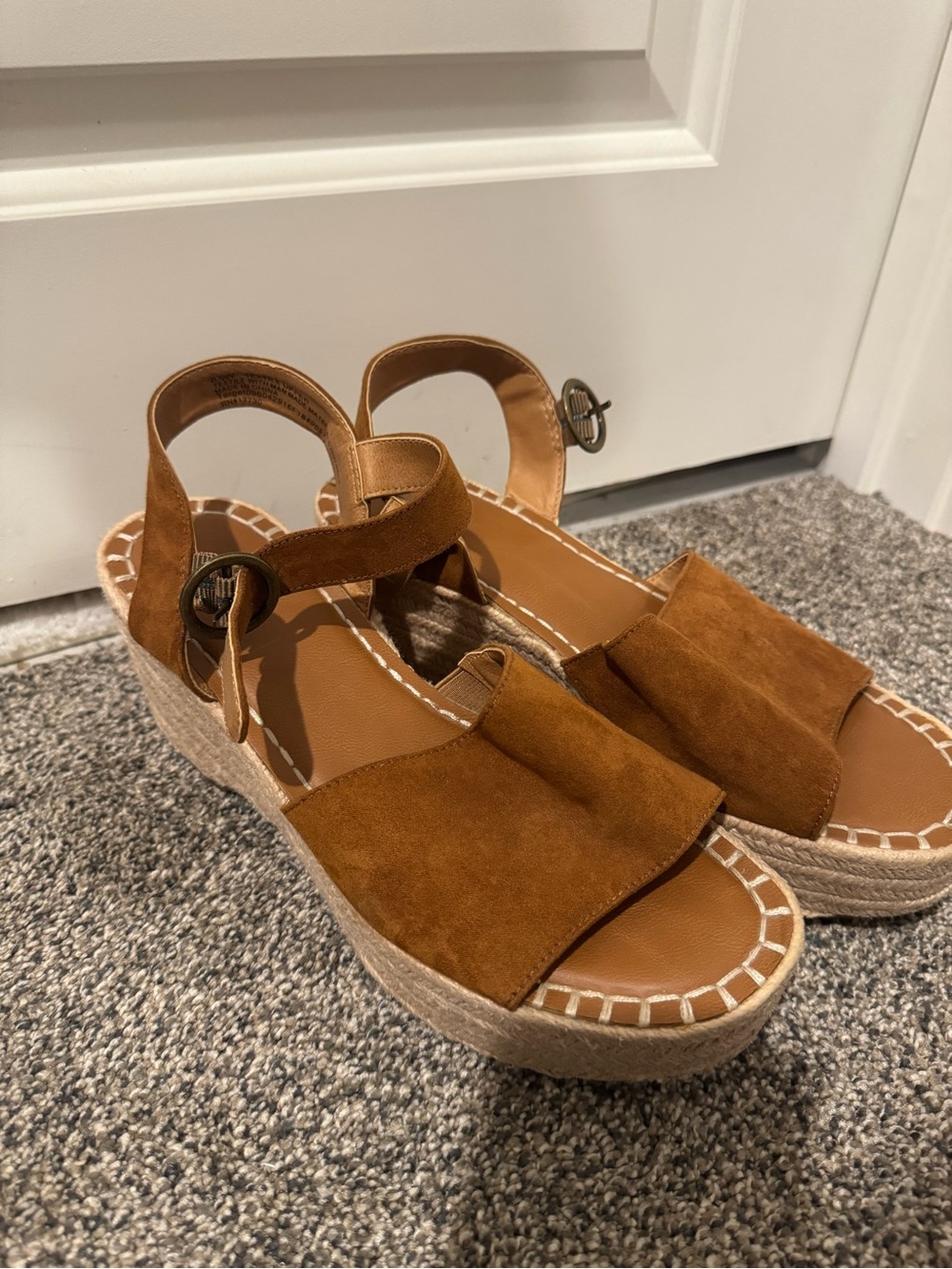 Universal Thread Brown Suede Platform Espadrille Sandals